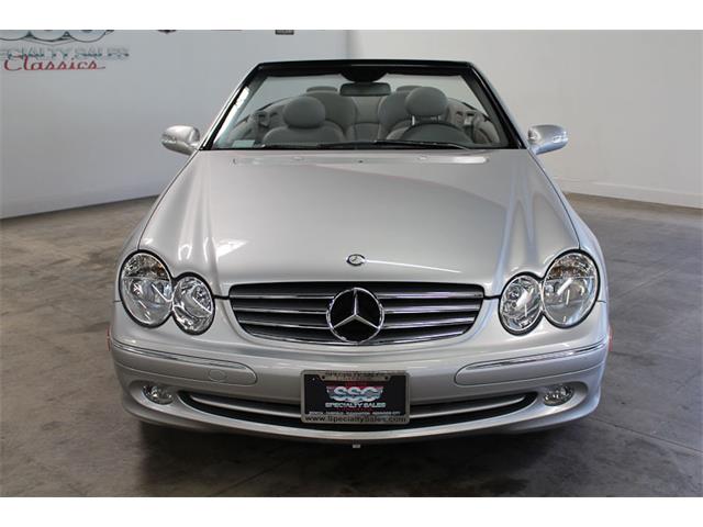 2005 Mercedes-Benz CLK320 (CC-1026786) for sale in Fairfield, California