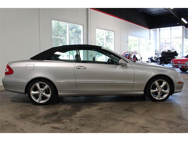 2005 Mercedes-Benz CLK320 (CC-1026786) for sale in Fairfield, California