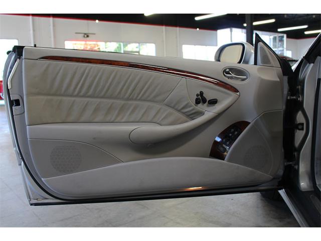 2005 Mercedes-Benz CLK320 (CC-1026786) for sale in Fairfield, California