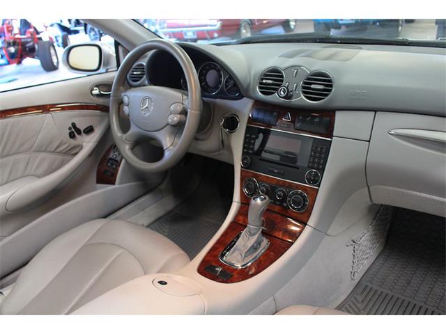 2005 Mercedes-Benz CLK320 (CC-1026786) for sale in Fairfield, California