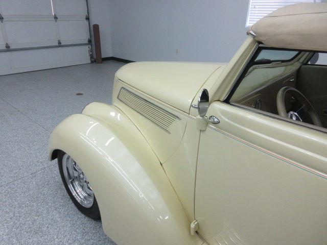 1937 Ford Convertible (CC-1028683) for sale in Sioux Falls, South Dakota