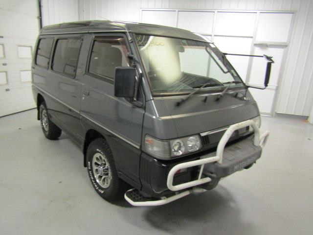 1991 Mitsubishi Delica (CC-1029057) for sale in Christiansburg, Virginia