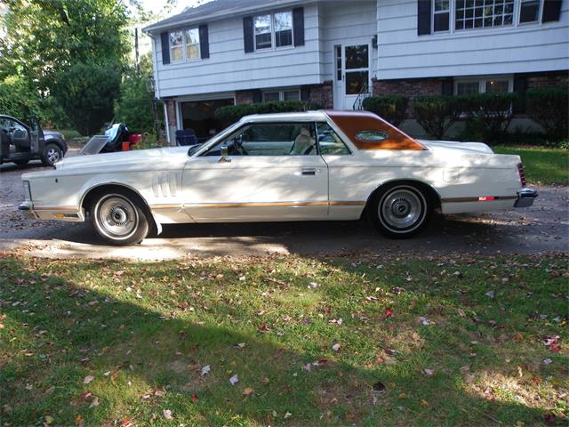1977 Lincoln Mark V (CC-1029730) for sale in Wayland, Ma.