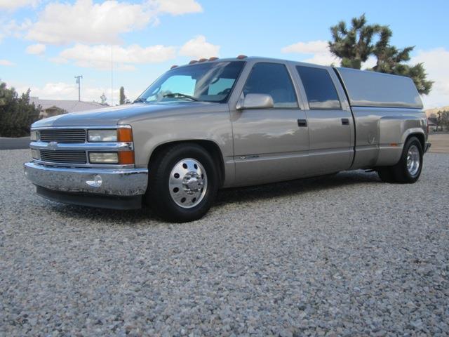 1999 Chevrolet 3500 CREW CAB DUALLY (CC-1033036) for sale in Palm Springs, California