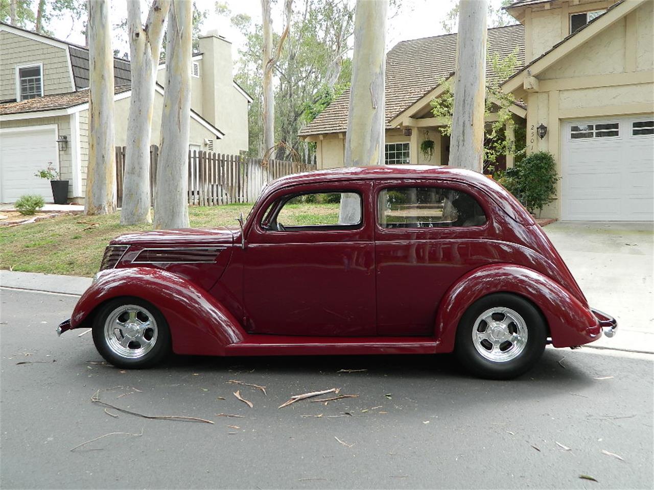 1937 ford slant back clipart