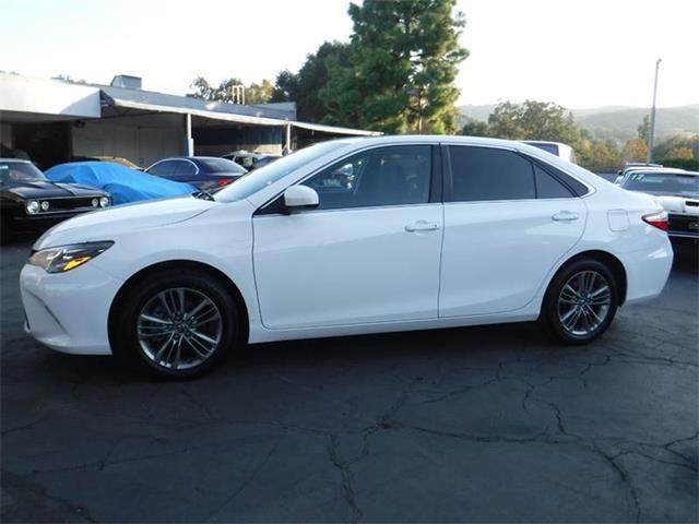 2016 Toyota Camry (CC-1034657) for sale in Thousand Oaks, California