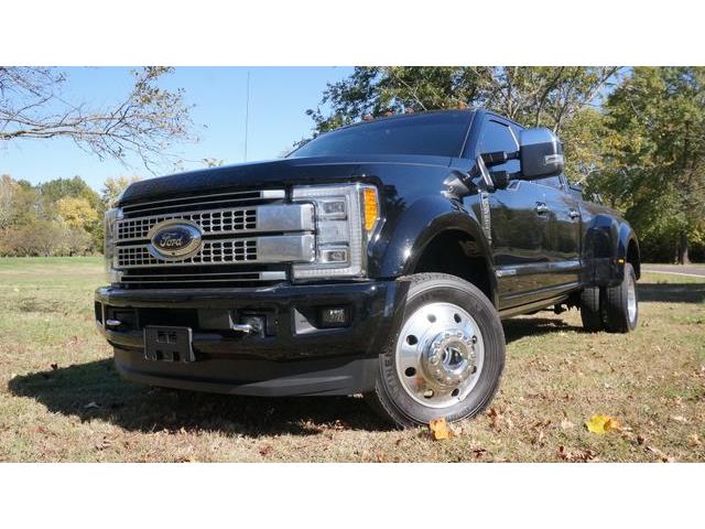 2017 Ford F450 (CC-1035725) for sale in Valley Park, Missouri