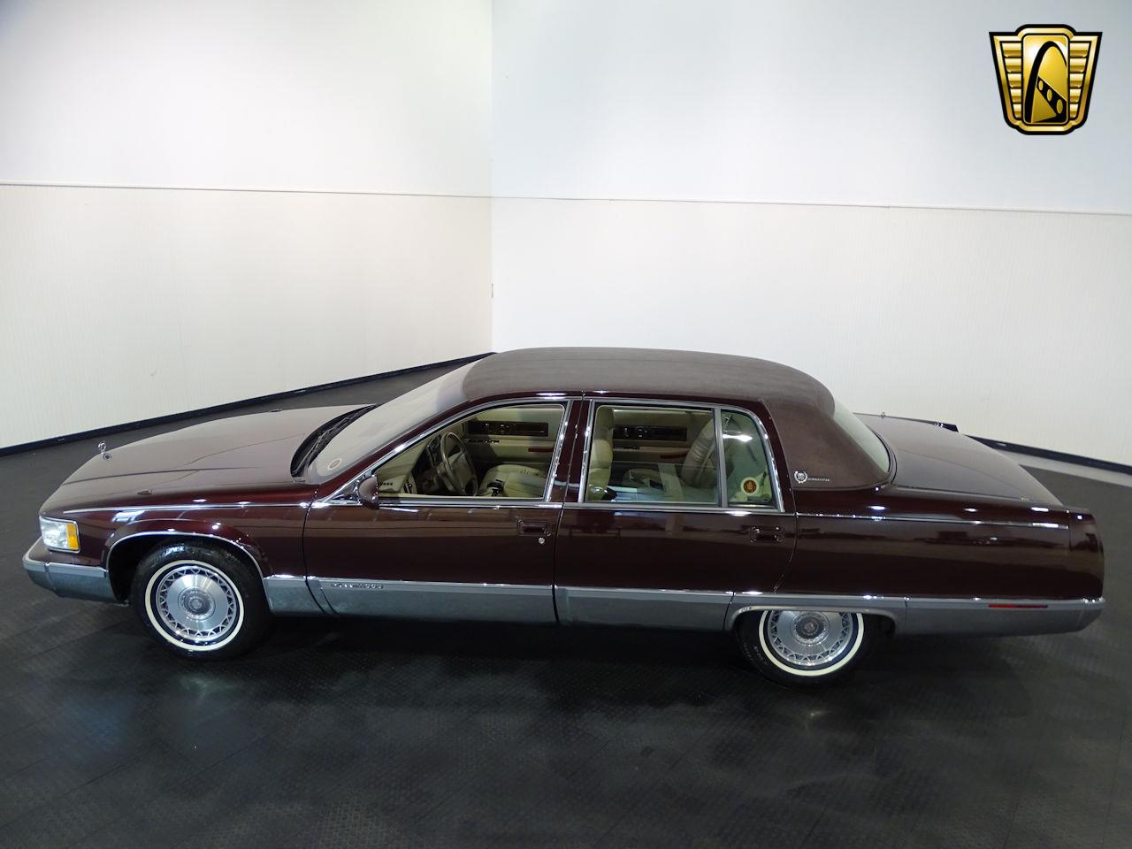 Cadillac fleetwood brougham 1996