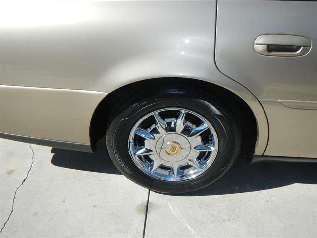 2005 Cadillac DeVille (CC-1036292) for sale in Woodland Hills, California