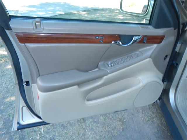 2005 Cadillac DeVille (CC-1036292) for sale in Woodland Hills, California