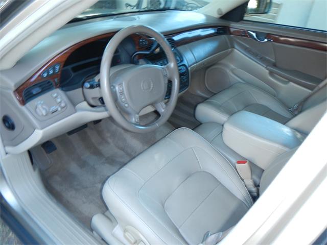 2005 Cadillac DeVille (CC-1036292) for sale in Woodland Hills, California