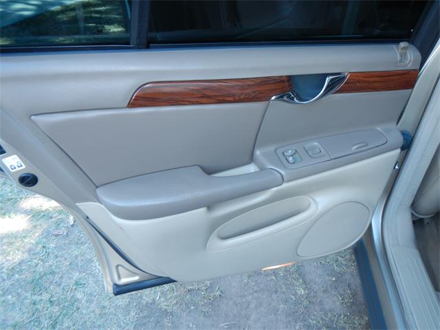 2005 Cadillac DeVille (CC-1036292) for sale in Woodland Hills, California