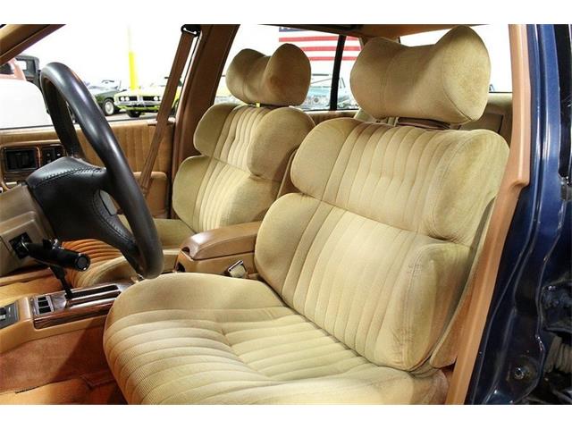 1990 Pontiac Bonneville (CC-1036465) for sale in Kentwood, Michigan