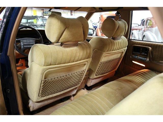 1990 Pontiac Bonneville (CC-1036465) for sale in Kentwood, Michigan