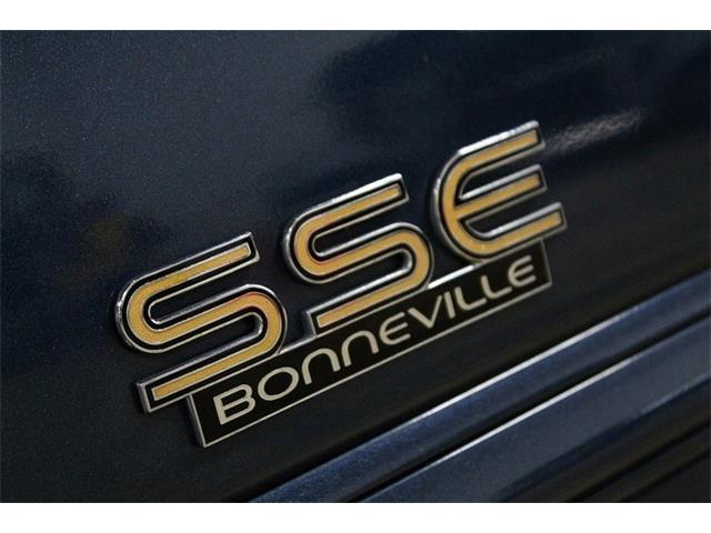 1990 Pontiac Bonneville (CC-1036465) for sale in Kentwood, Michigan