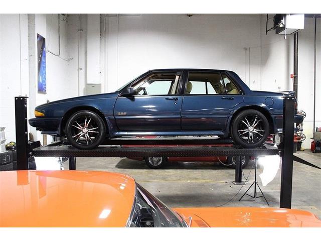 1990 Pontiac Bonneville (CC-1036465) for sale in Kentwood, Michigan