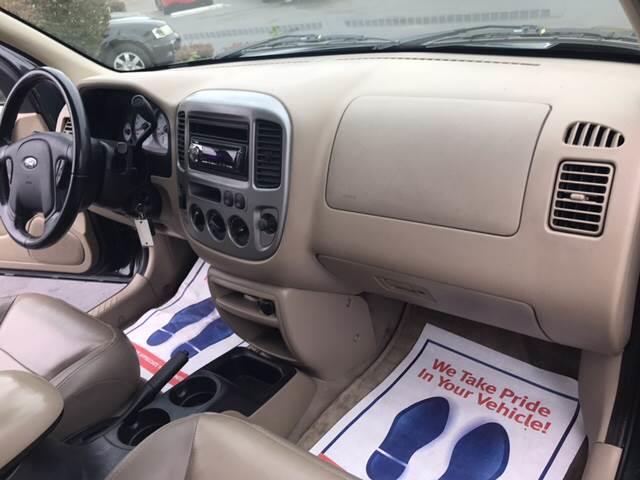 2003 Ford Escape (CC-1038148) for sale in Monroe, Michigan