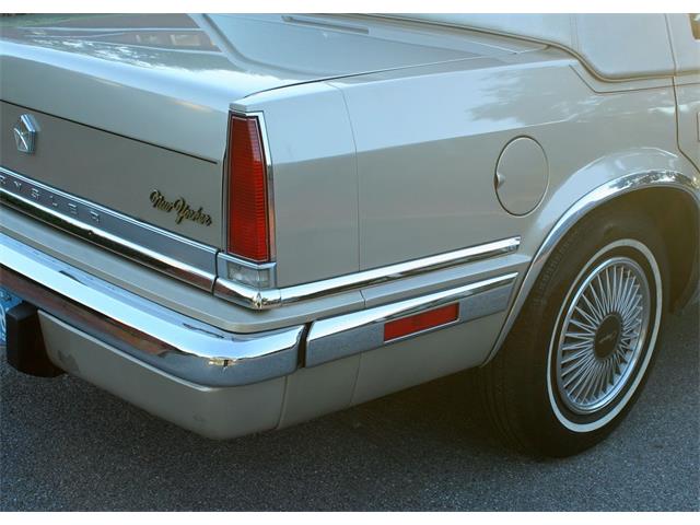 1991 Chrysler Fifth Avenue (CC-1038346) for sale in Lakeland, Florida