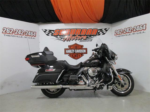 2016 Harley-Davidson® FLHTCU - Electra Glide® Ultra Classic® (CC-1038639) for sale in Thiensville, Wisconsin