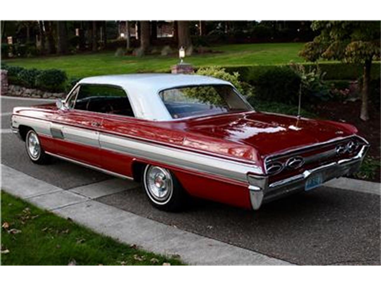 1962 oldsmobile starfire