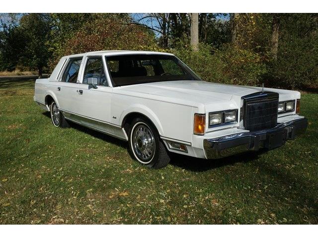 1989 Lincoln Town Car (CC-1039438) for sale in Monroe, New Jersey