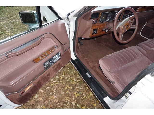1989 Lincoln Town Car (CC-1039438) for sale in Monroe, New Jersey