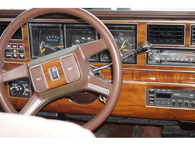 1989 Lincoln Town Car (CC-1039438) for sale in Monroe, New Jersey