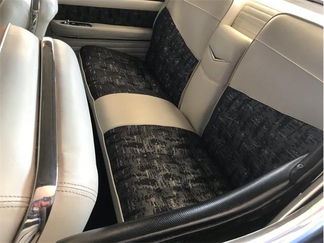 1958 Cadillac Coupe DeVille (CC-1041300) for sale in West Babylon, New York