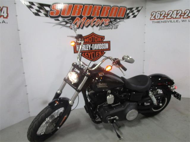 2017 Harley-Davidson® FXDB - Street Bob® (CC-1041314) for sale in Thiensville, Wisconsin