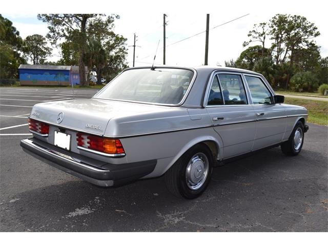 1977 Mercedes-Benz 300D (CC-1041366) for sale in Englewood, Florida