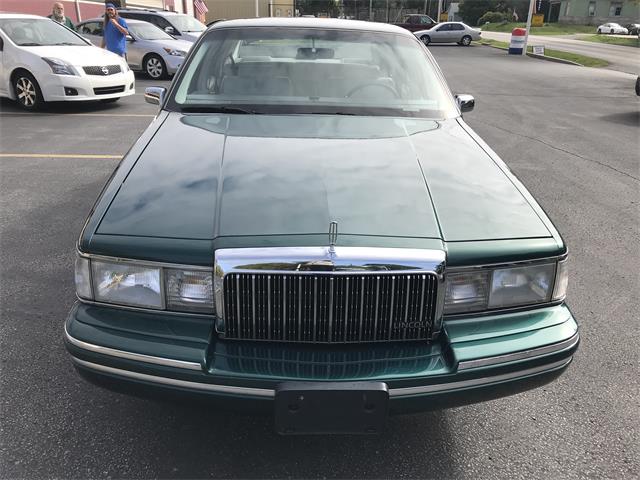 1993 Lincoln Town Car (CC-1041416) for sale in Saint Joseph, Missouri