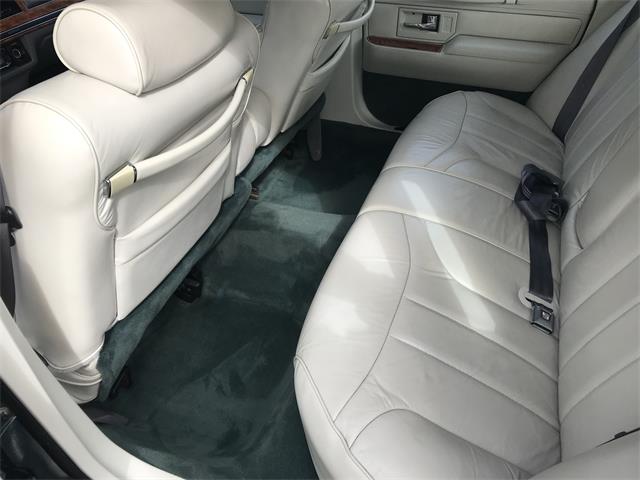 1993 Lincoln Town Car (CC-1041416) for sale in Saint Joseph, Missouri