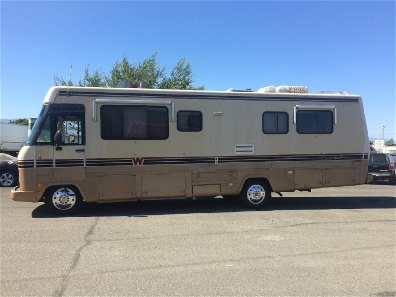 1987 Winnebago Recreational Vehicle for Sale CC1042839