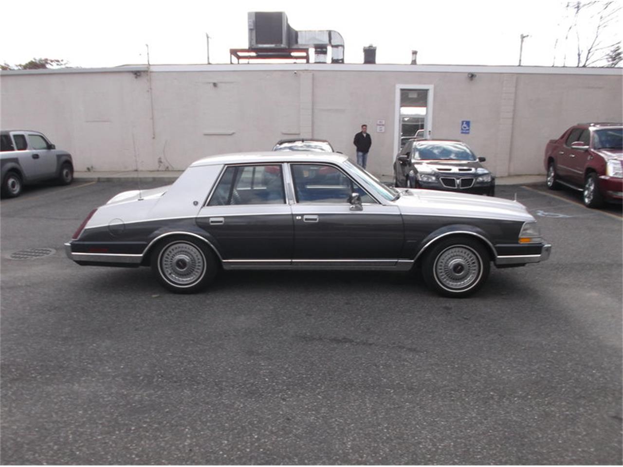 Lincoln continental 1987