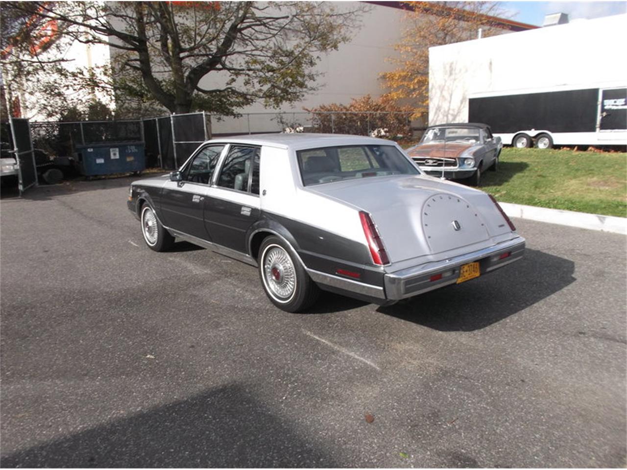 Lincoln continental 1987