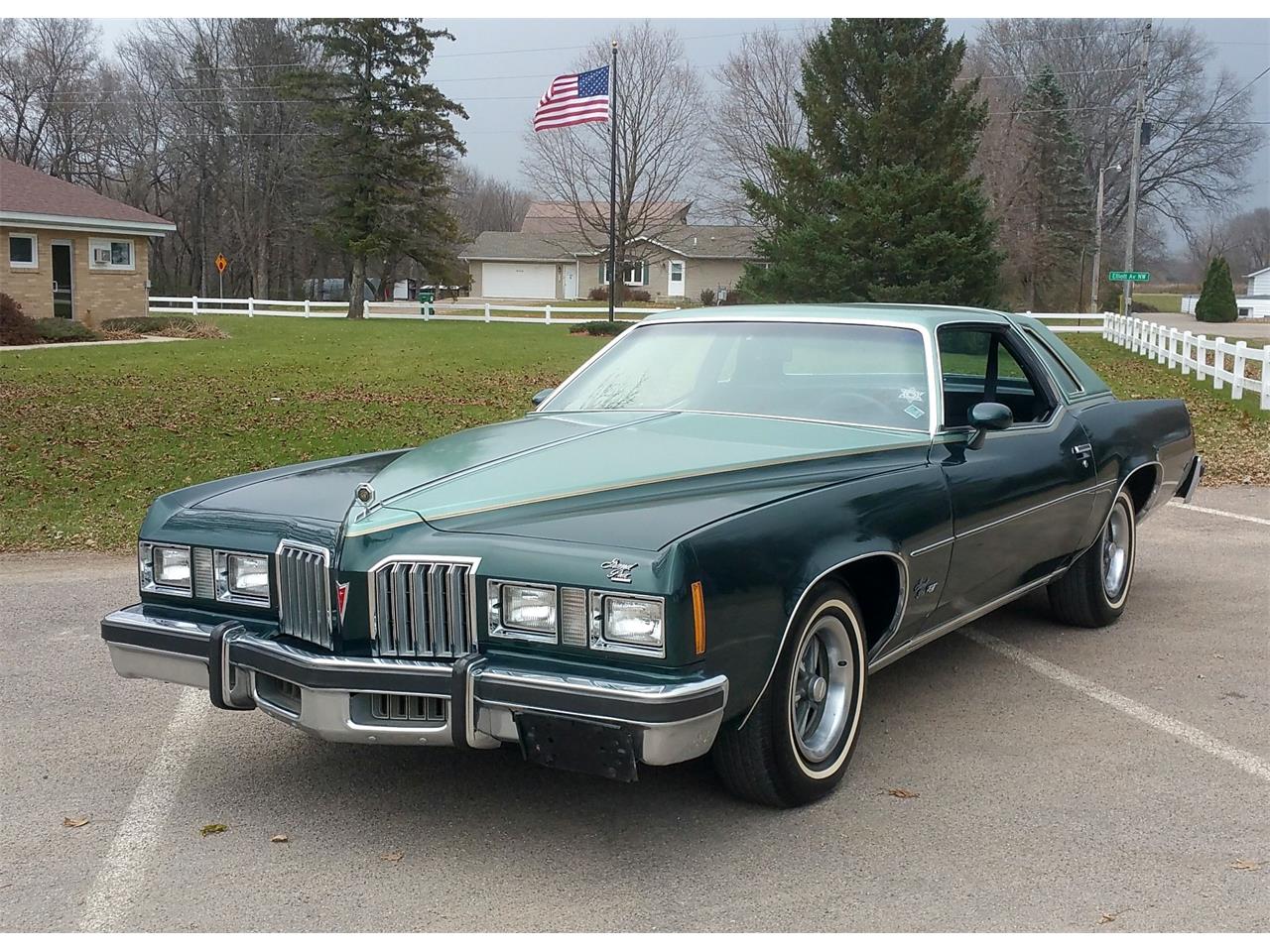 Pontiac grand prix 1977