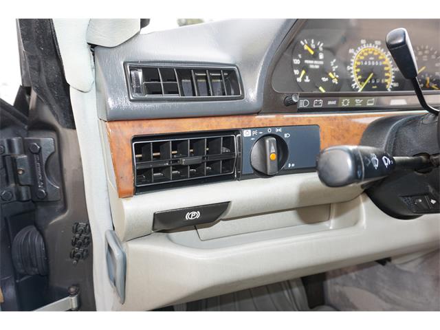 1988 Mercedes-Benz 560SEC (CC-1045559) for sale in Fairfield, California
