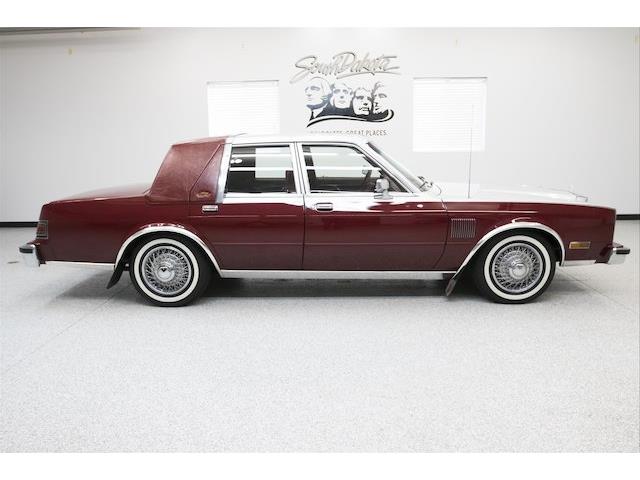 1986 Chrysler Fifth Avenue (CC-1046735) for sale in Sioux Falls, South Dakota
