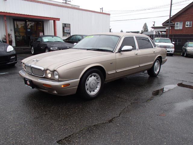 1998 Jaguar XJ (CC-1046852) for sale in Tacoma, Washington