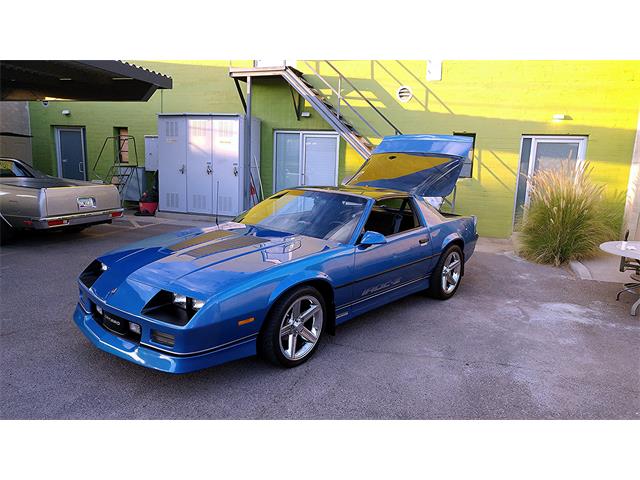 1985 Chevrolet Camaro IROC Z28 (CC-1046934) for sale in Phoenix, Arizona