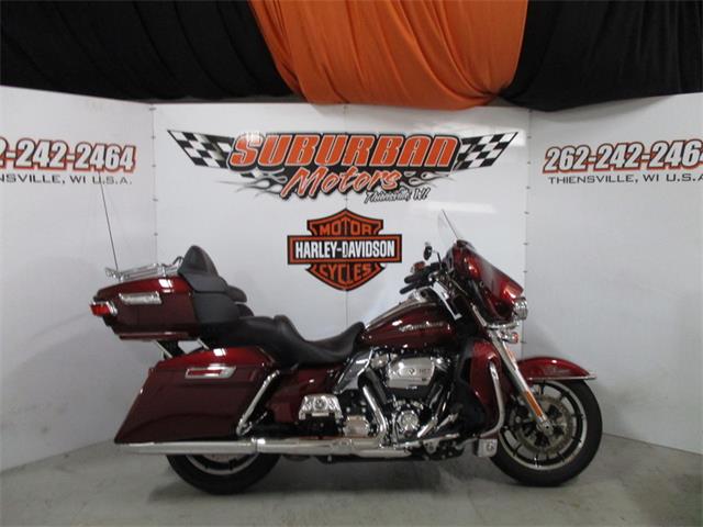 2017 Harley-Davidson® FLHTK - Ultra Limited (CC-1040731) for sale in Thiensville, Wisconsin