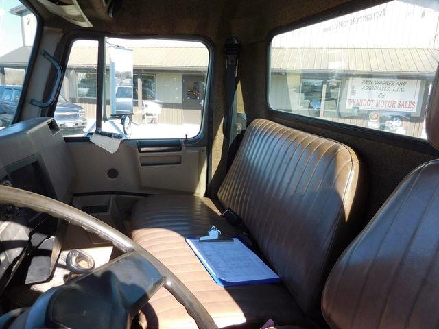 1994 International 4600 (CC-1047735) for sale in Upper Sandusky, Ohio