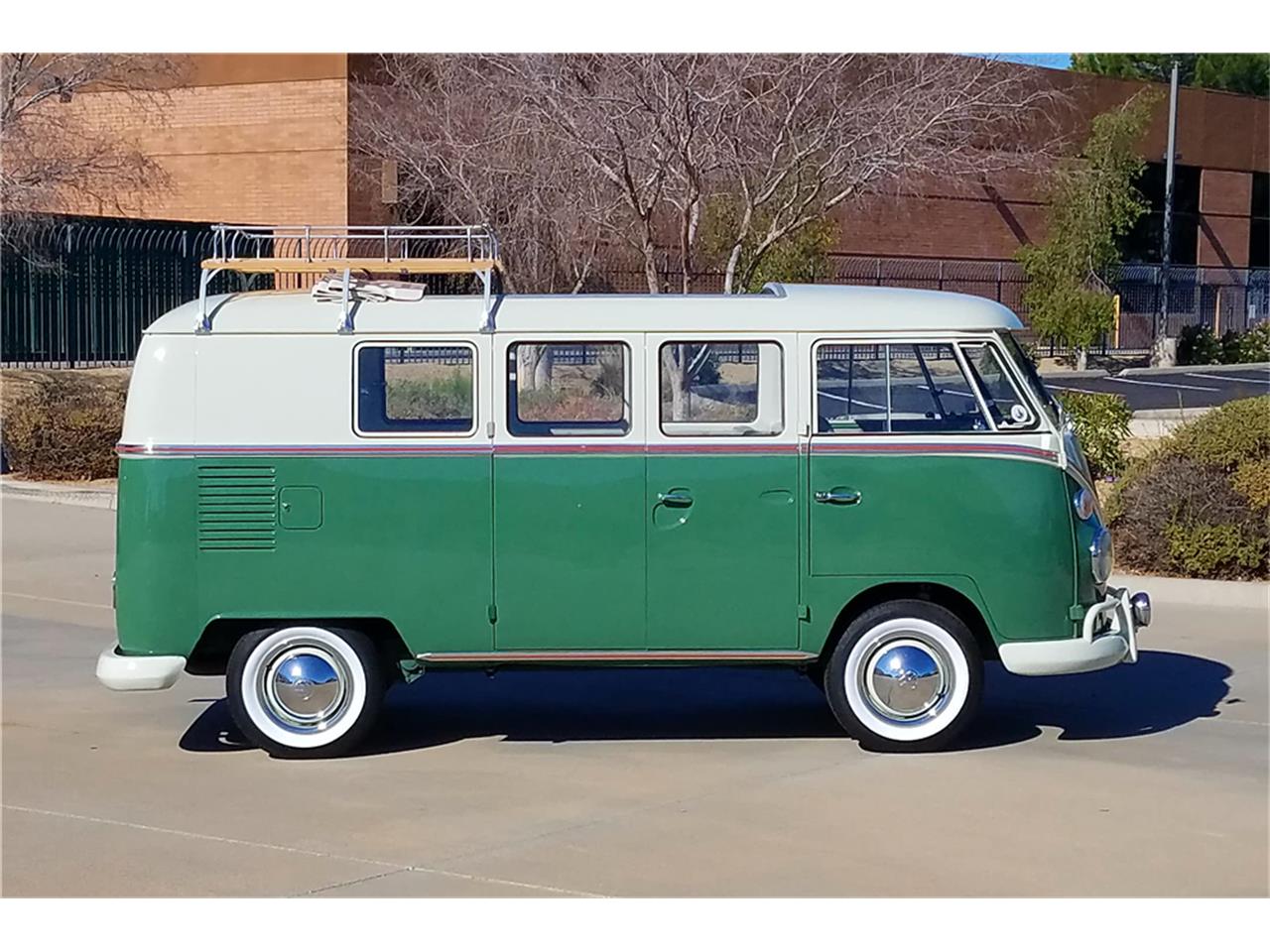 1965 Volkswagen Bus for Sale CC1049088