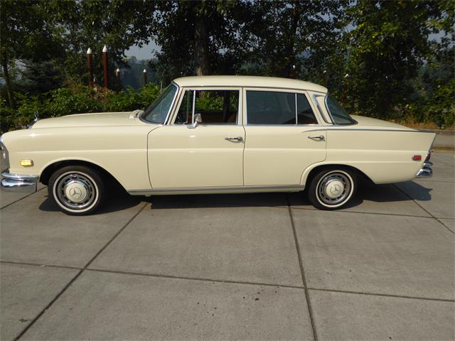 1968 Mercedes-Benz 230 (CC-1049603) for sale in gladstone, Oregon