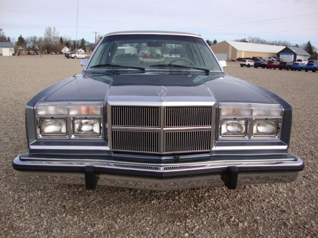 1985 diplomat dodge