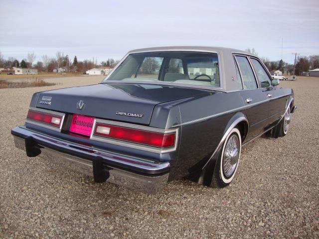 1985 diplomat dodge