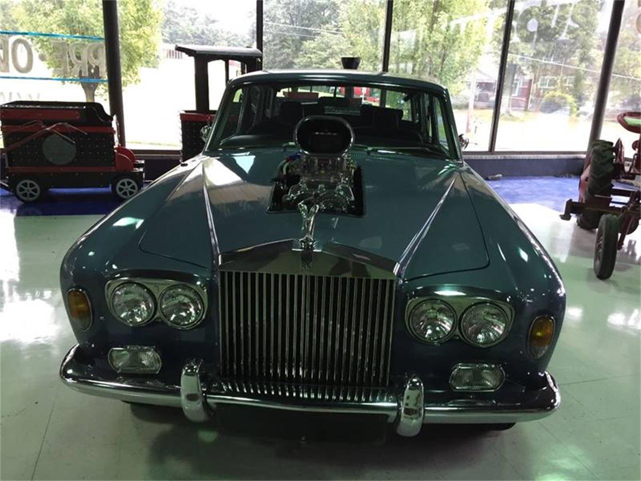 Rolls Royce Phantom and Vintage Limos in MD DC VA