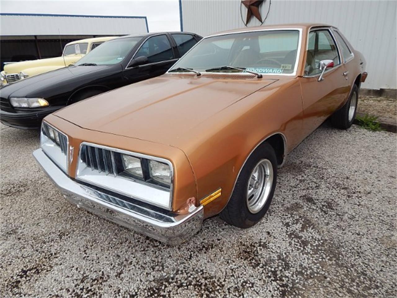 Pontiac Sunbird For Salenull