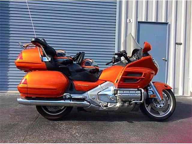 2002 Honda Gold Wing GL1800 (CC-1059109) for sale in Pinellas Park, Florida
