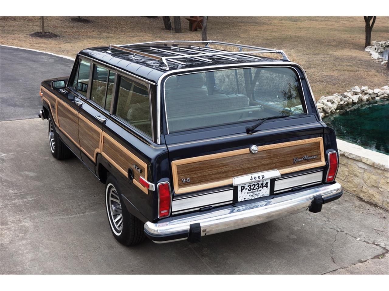 Jeep grand wagoneer 1991